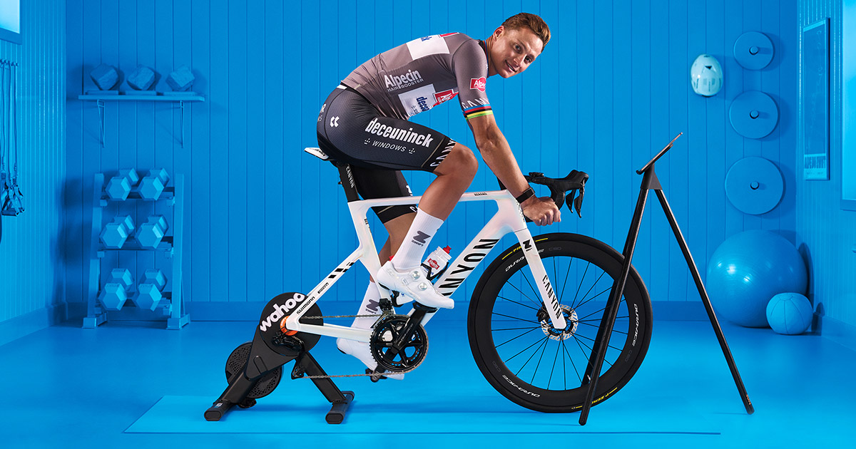 KICKR CORE 2 with Zwift Cog and Click | Wahoo Fitness Japan