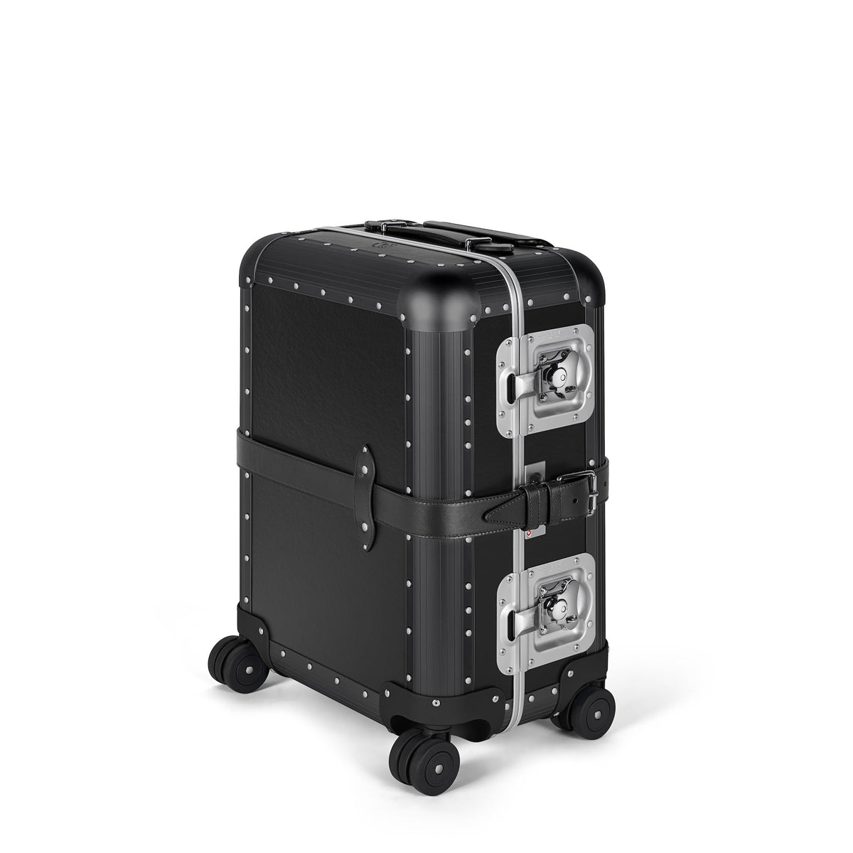 新着製品｜オンラインストア｜グローブ・トロッター（Globe-Trotter
