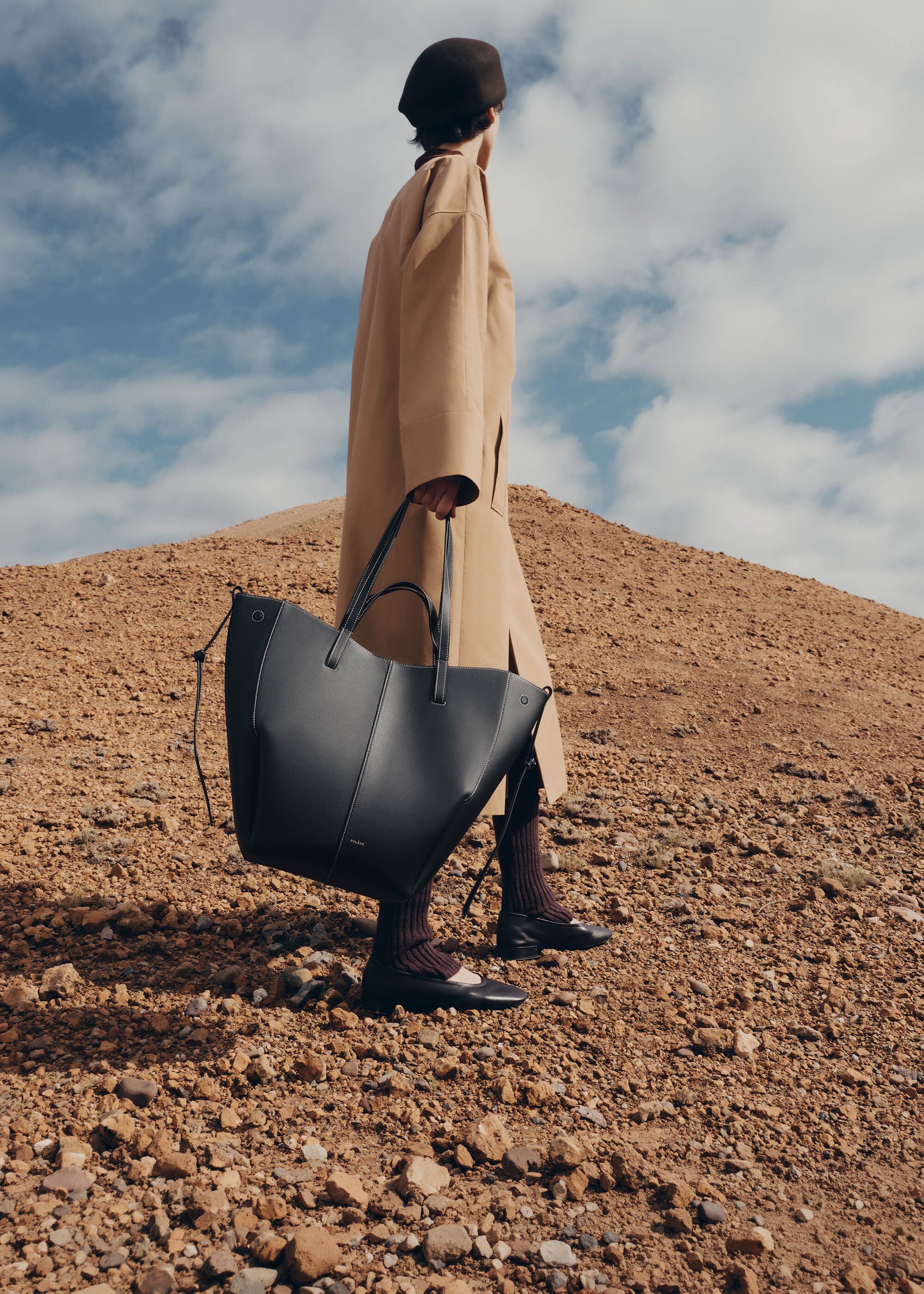 Polène | バッグ - Cyme Tote - ブラック テクスチャード エクリュ