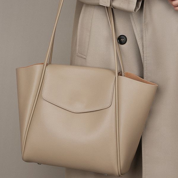 ミルクティー ソフトレザートートバッグ ラージショルダーワークバッグ