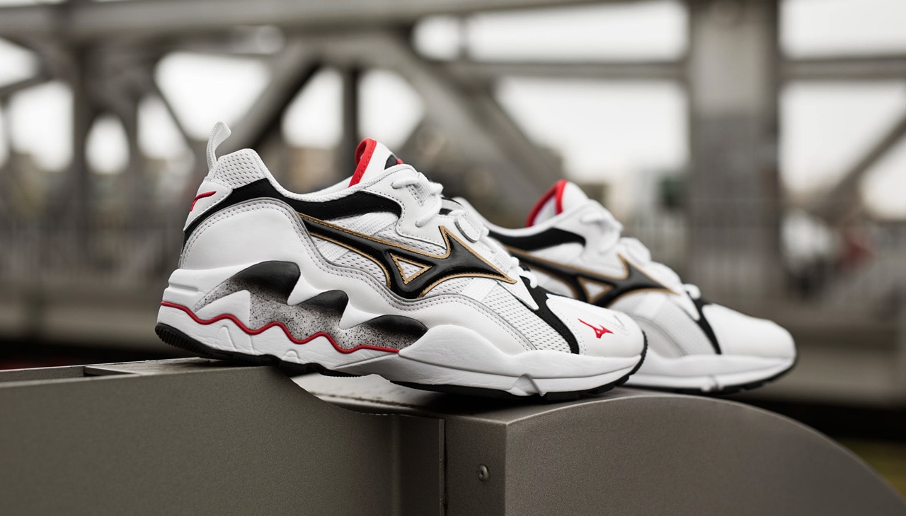 WAVE RIDER 1 OGが、20年以上の時を経て再び現代に蘇る。｜MIZUNO