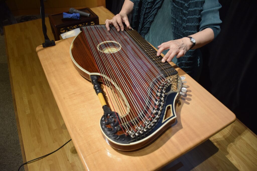 演奏会〈チターで奏でる映画音楽の調べ〉 | 鎌倉市川喜多映画記念館