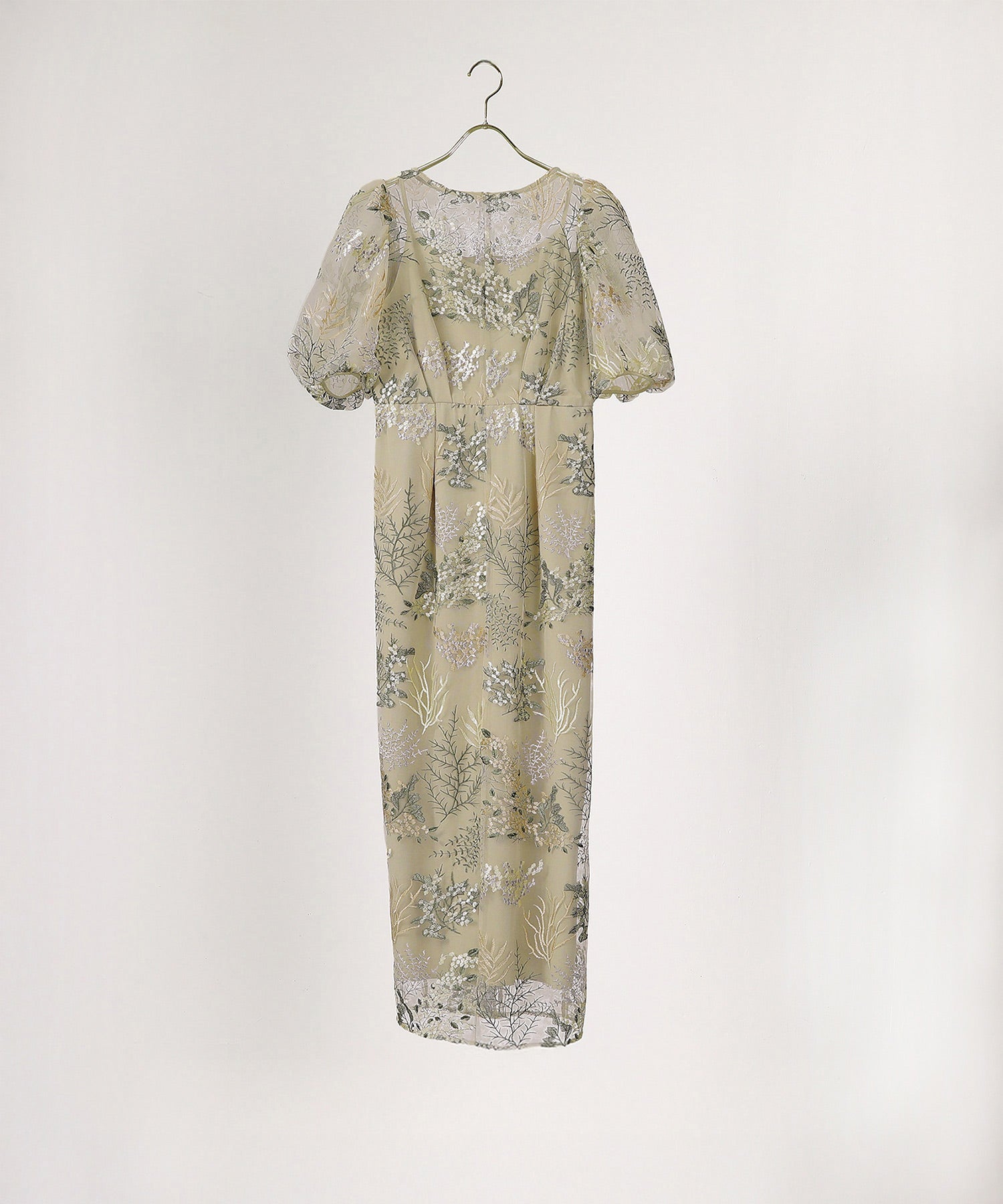 ボタニカル 刺繍 パフスリーブ ワンピース