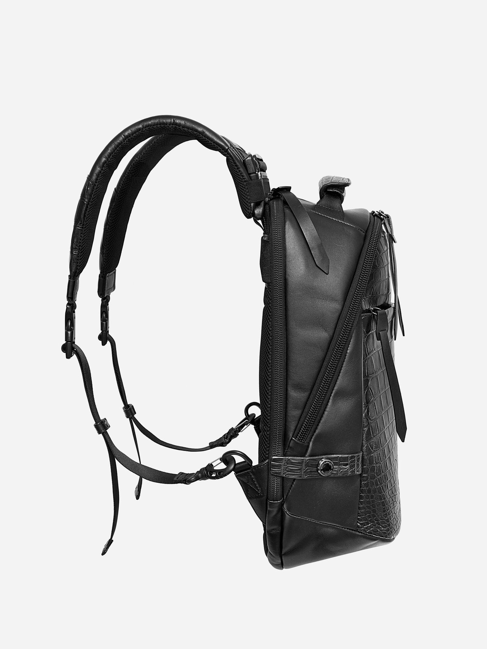 PACK-6 crocodile backpack (for 14inch pc) 革の王様 クロコダイル