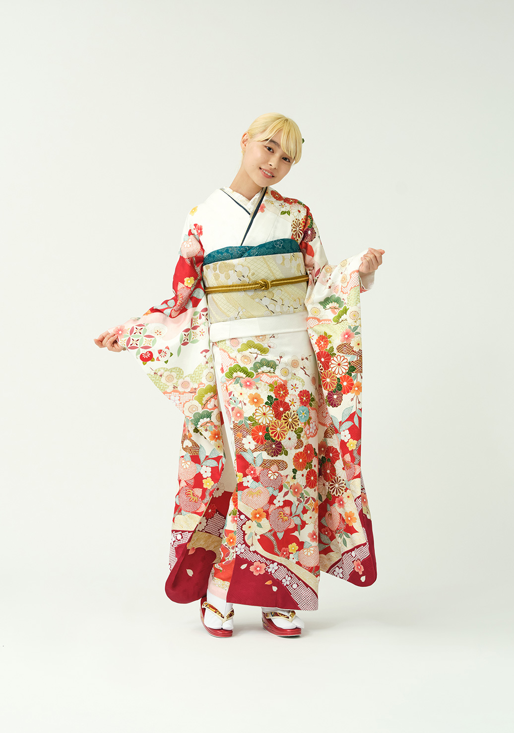 振袖／菊花の小道／白 | 振袖レンタル·購入や成人式の着付けは「きもの