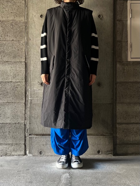 TISSU ティシュ / ナイロンキルティング（発熱中綿）スタンドカラー