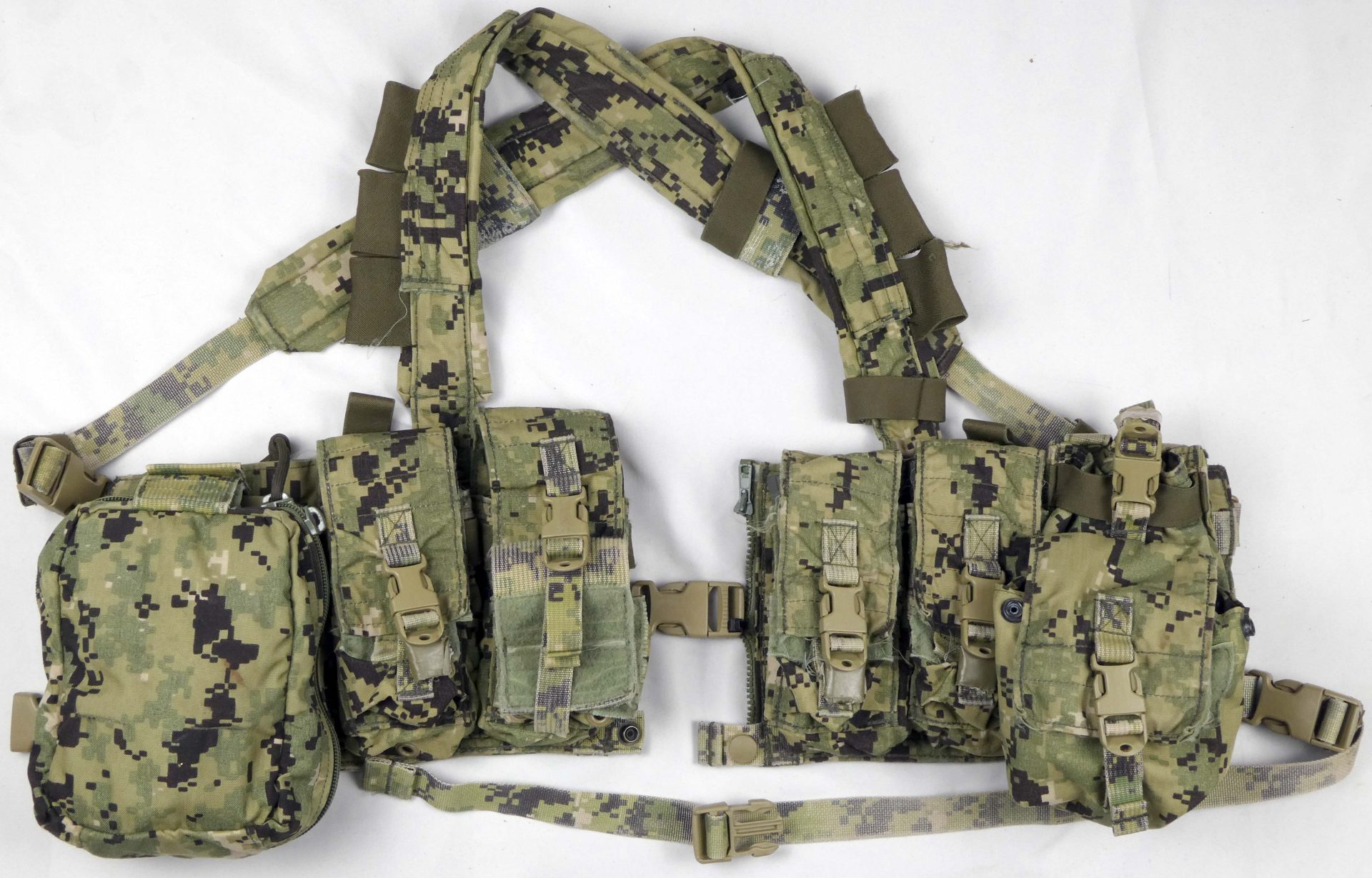 Eagle Industries Multi-Purpose Chest Rig v2 (2010, 2012