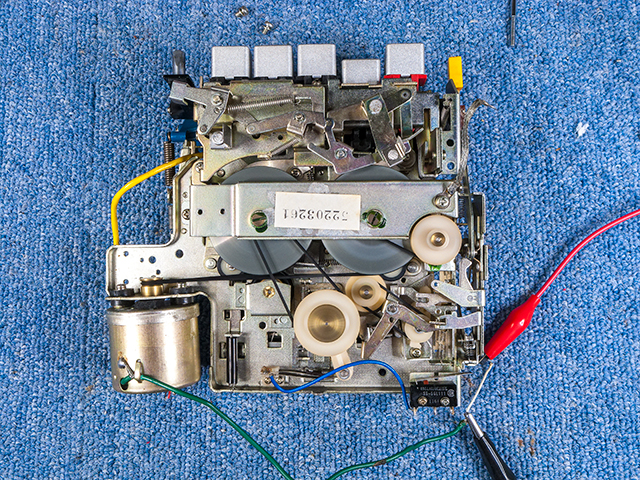 SONYのビンテージラジカセCF-1900の分解修理！ - 家電、ジャンク品