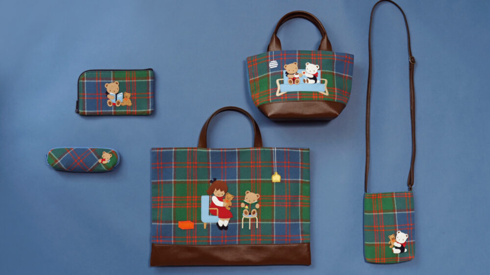 ファミリアで『クリスマスコレクション2023』が販売されてる。限定色の