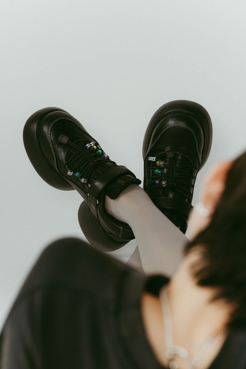 beaded sneakers/black | KNUTH MARF