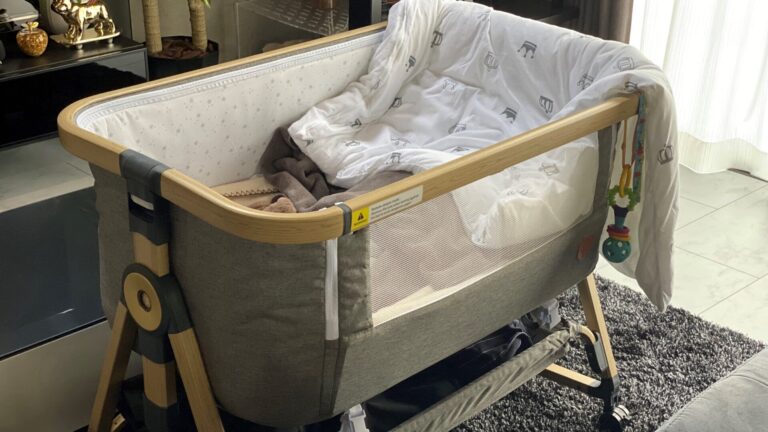 美品】ベビーベッド HZDMJ 2023モデル HZDMJ 2023 オンライン ベビー