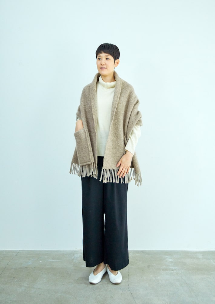 UNI pocket shawl（melange beige） – LAPUAN KANKURIT（ラプアン
