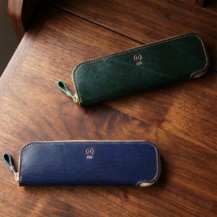 公式サイト・薬院本店限定/ルガトショルダー／トレーペンケース