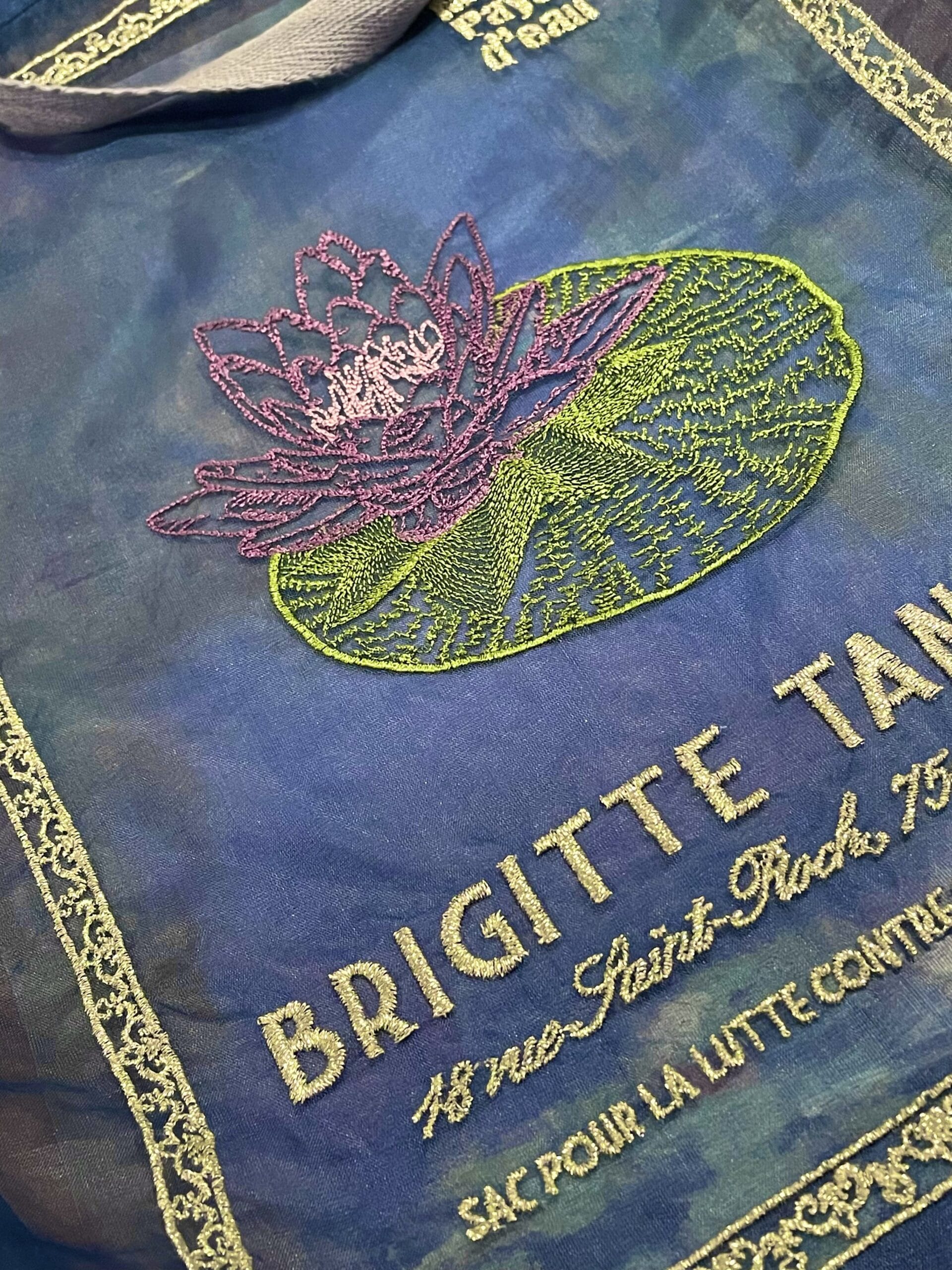 ブリジットタナカ×モネ展】睡蓮のオーガンジーバッグで秋のおしゃれを