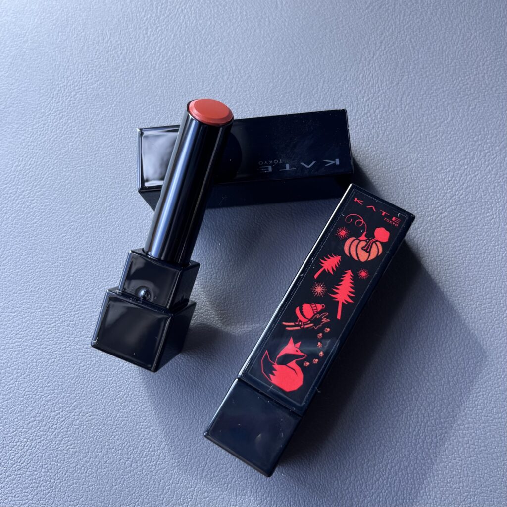 KATE》北海道限定リップモンスターケース | LEE