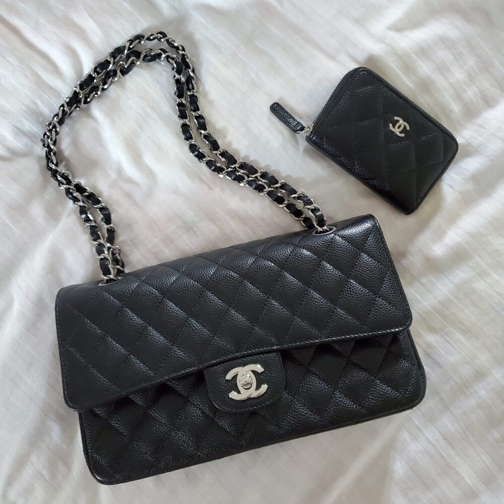 CHANELのミニ財布】クラシック ジップ コインパースを4年愛用してい