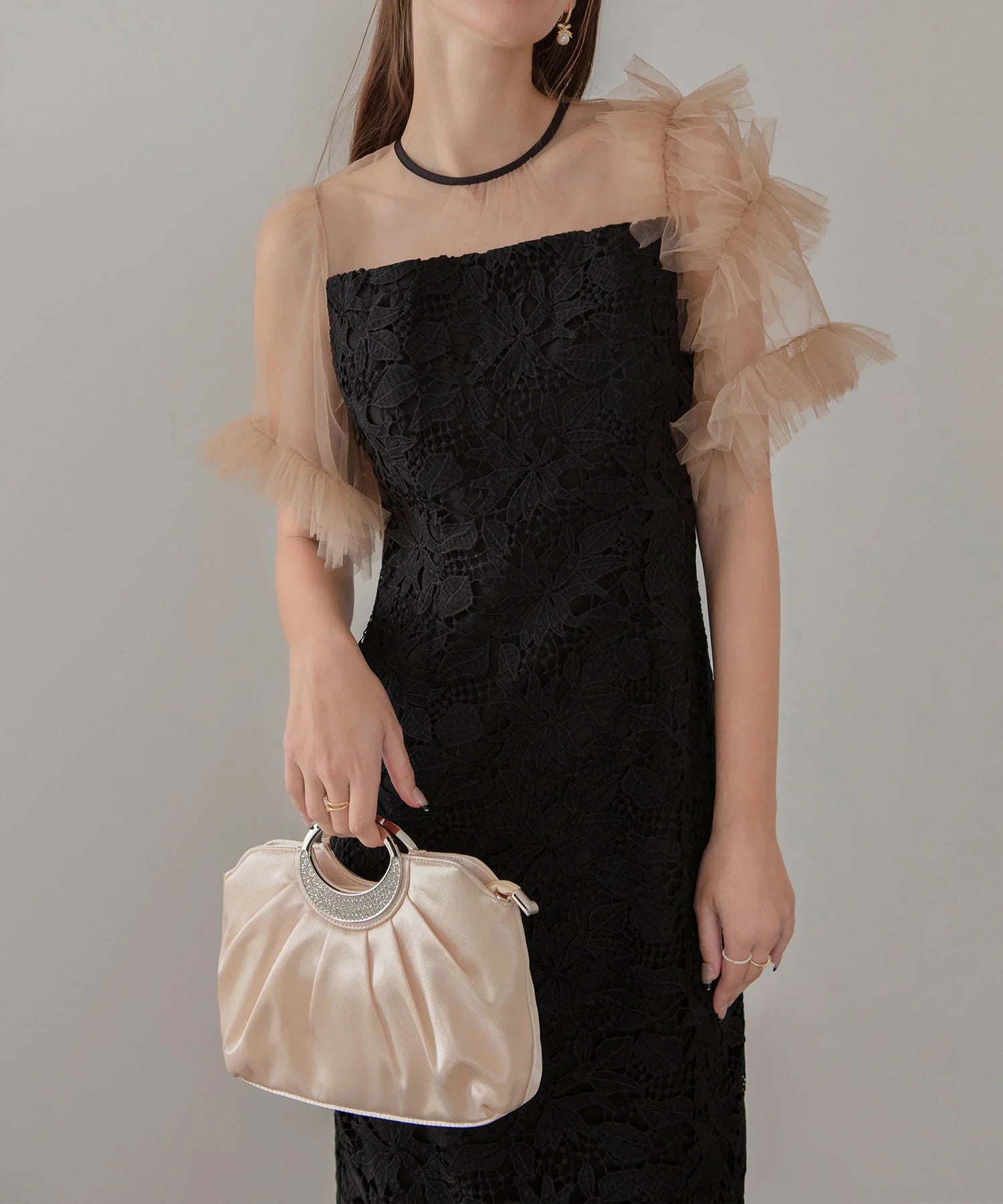 当日発送】アシンメトリーチュールスリーブレースフリルヘムIライン