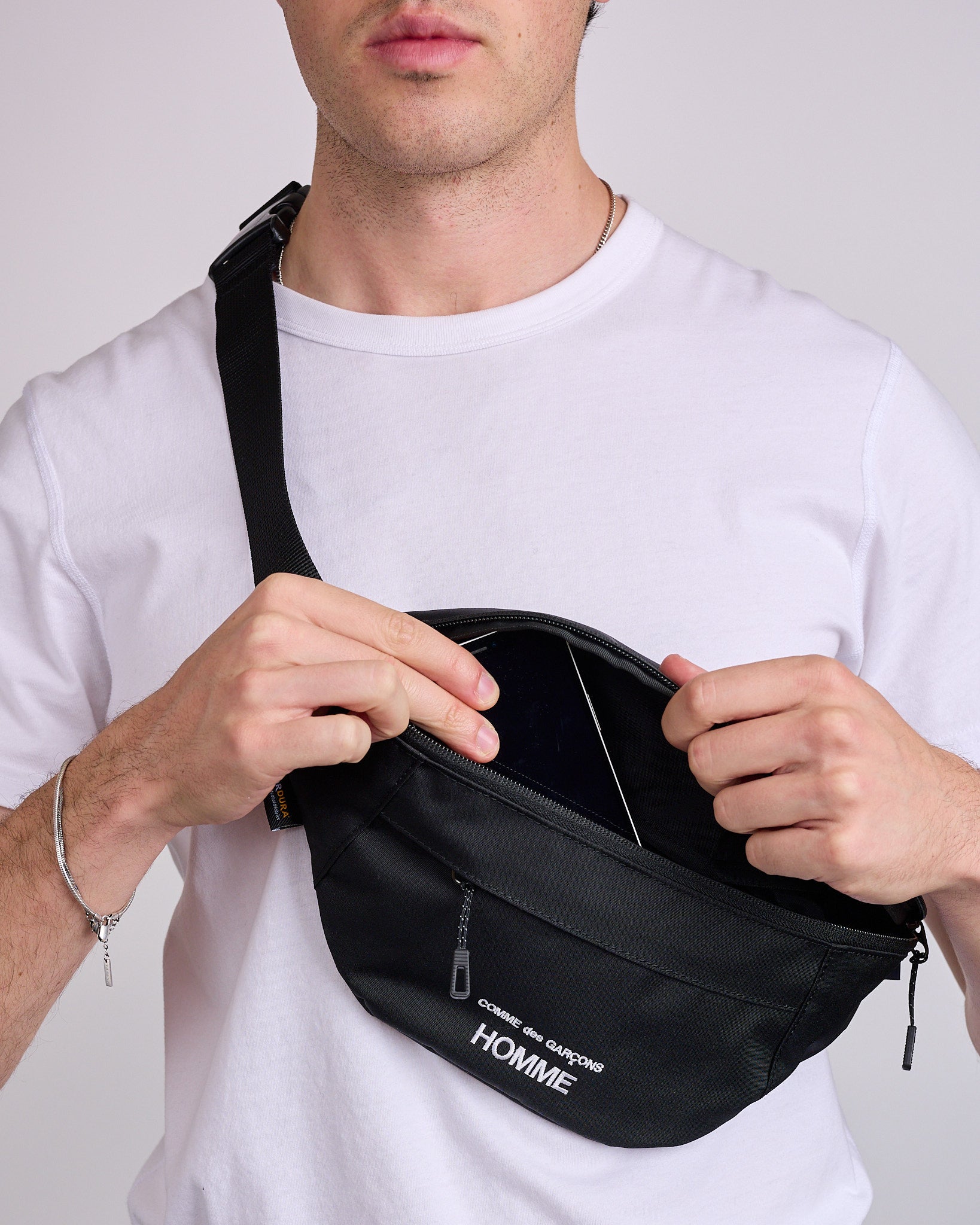 COMME des GARÇONS HOMME Logo Print Cordura Waistbag Black – LESS 17