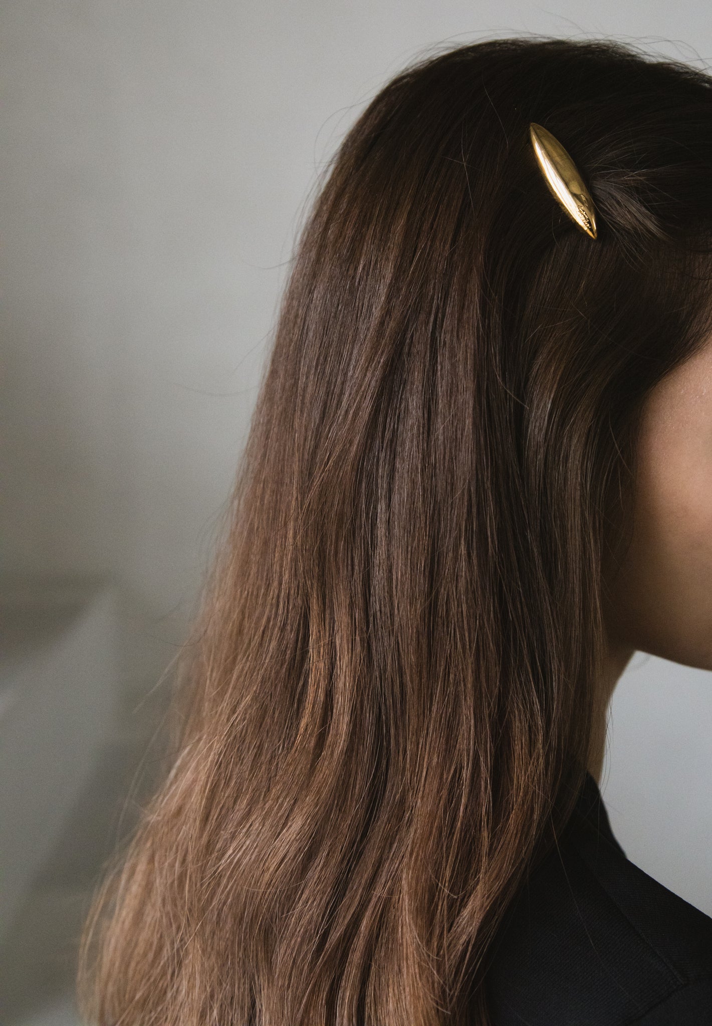 PIN 01(Gold) – LETICIA