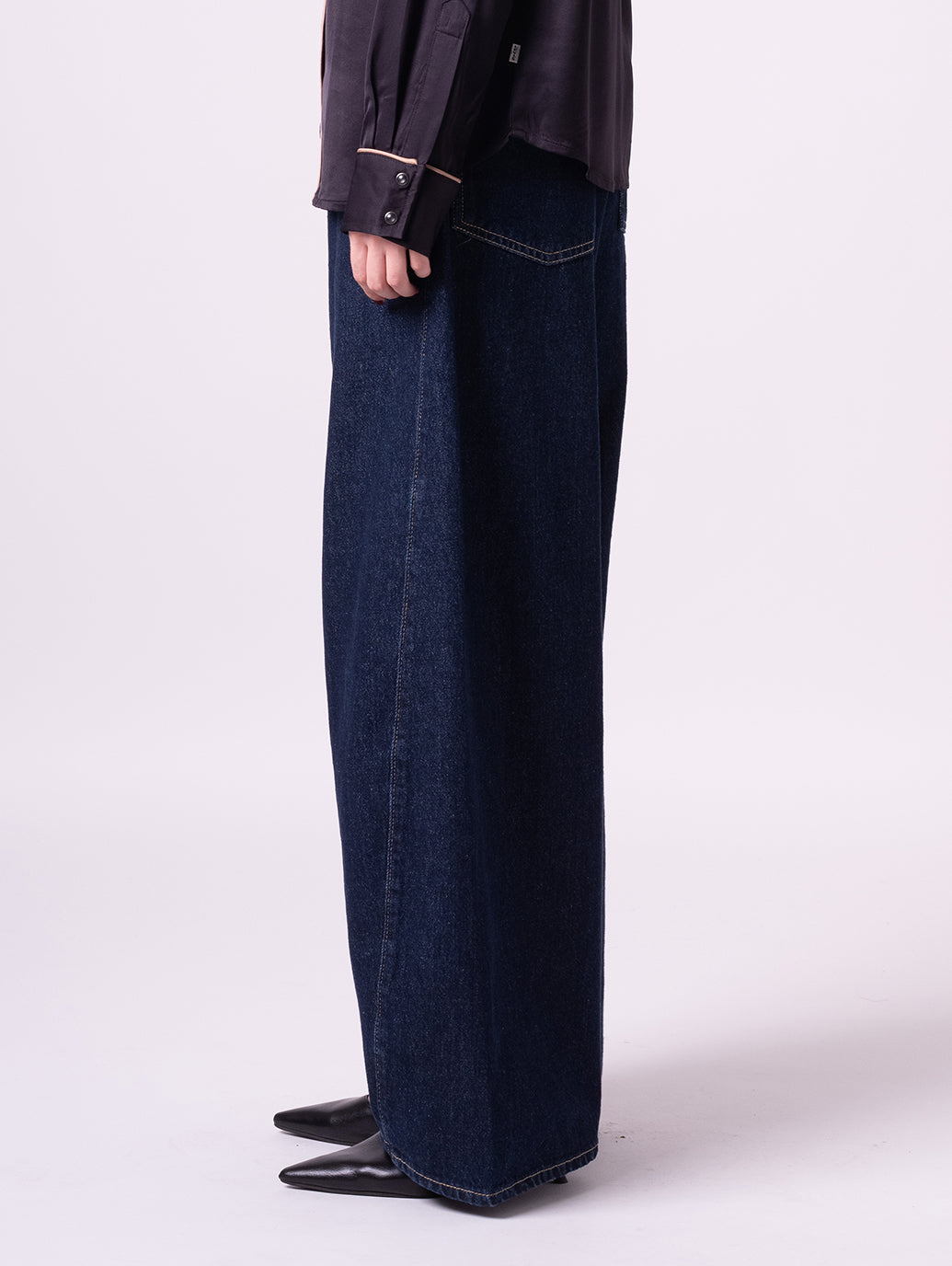 SUPER BAGGY バレルジーンズ ダークインディゴ – リーバイス®公式