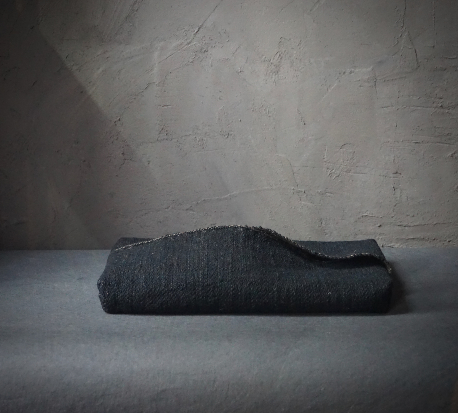 つちや織物所 】 土布・ティッシュケース（濃紺） « gullam.life&arts