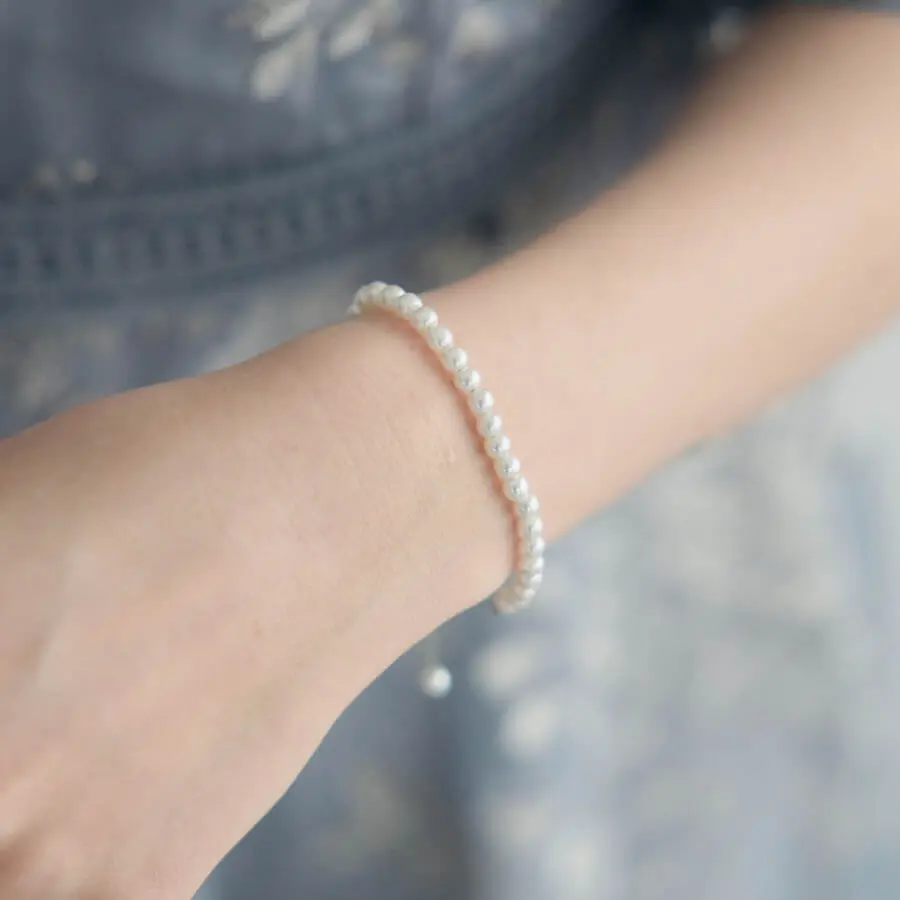 シルバーのパールスライドチェーンブレスレット | MUK | G-9090 | 結婚