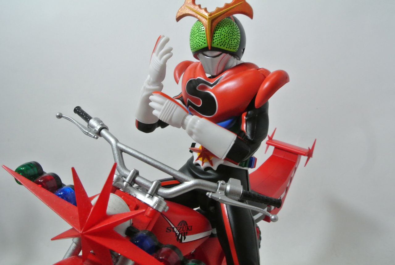 S.H.Figuarts 仮面ライダーストロンガー&カブトローセット レビュー