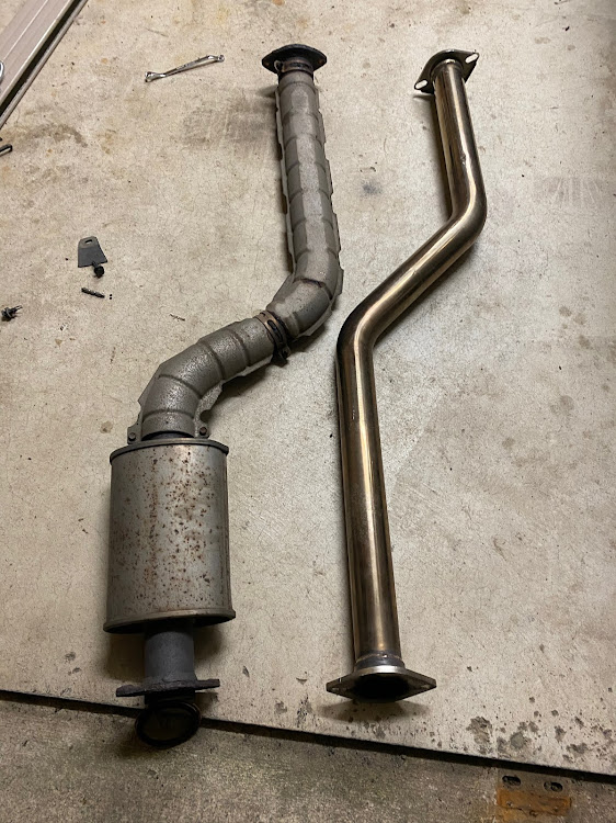 アリストの秋田・JZS161・2JZ-GTE・触媒ストレート・フルストレート