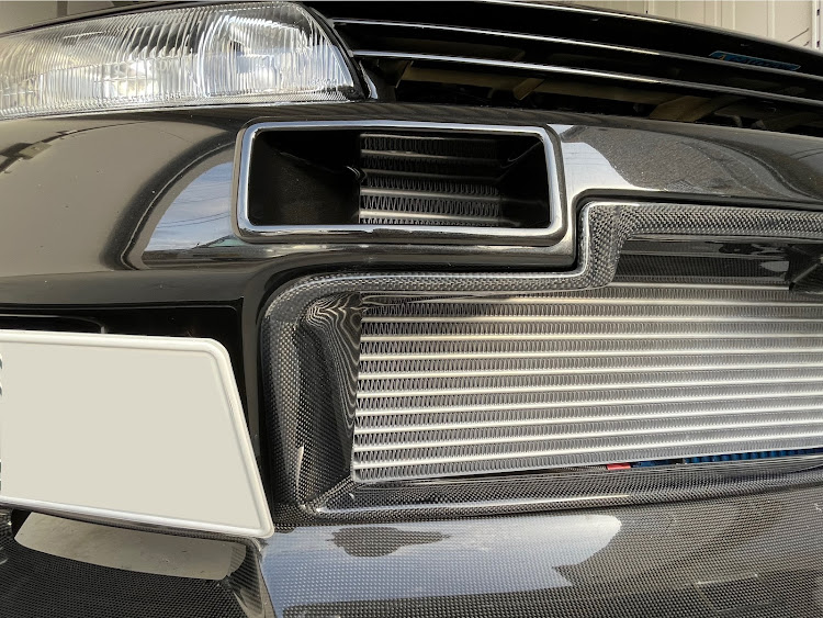 スカイライン GT-RのスカイラインGT-R・BNR32・パーツ装着