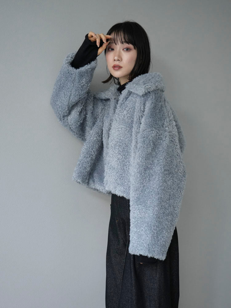 予約]フェイクファーショートジャケット/ブルー – Lumier