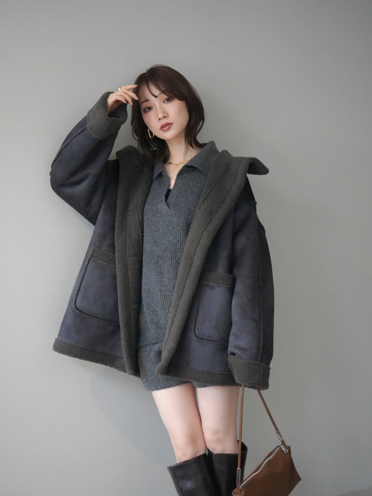 予約]スタンドネックフェイクムートンミディアムコート/charcoal – Lumier