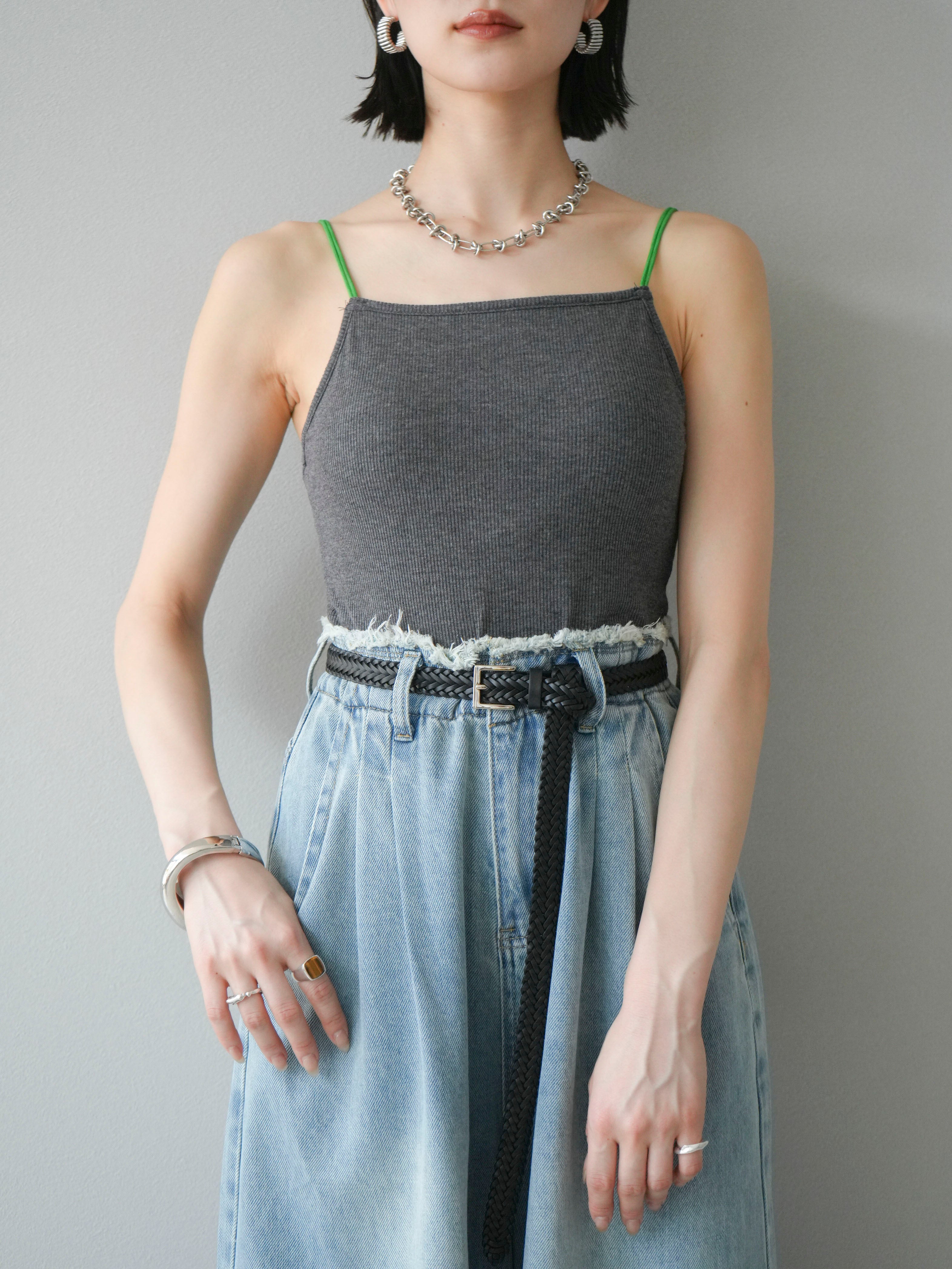 予約]バイカラーストラップカップ付キャミソール/グレー – Lumier