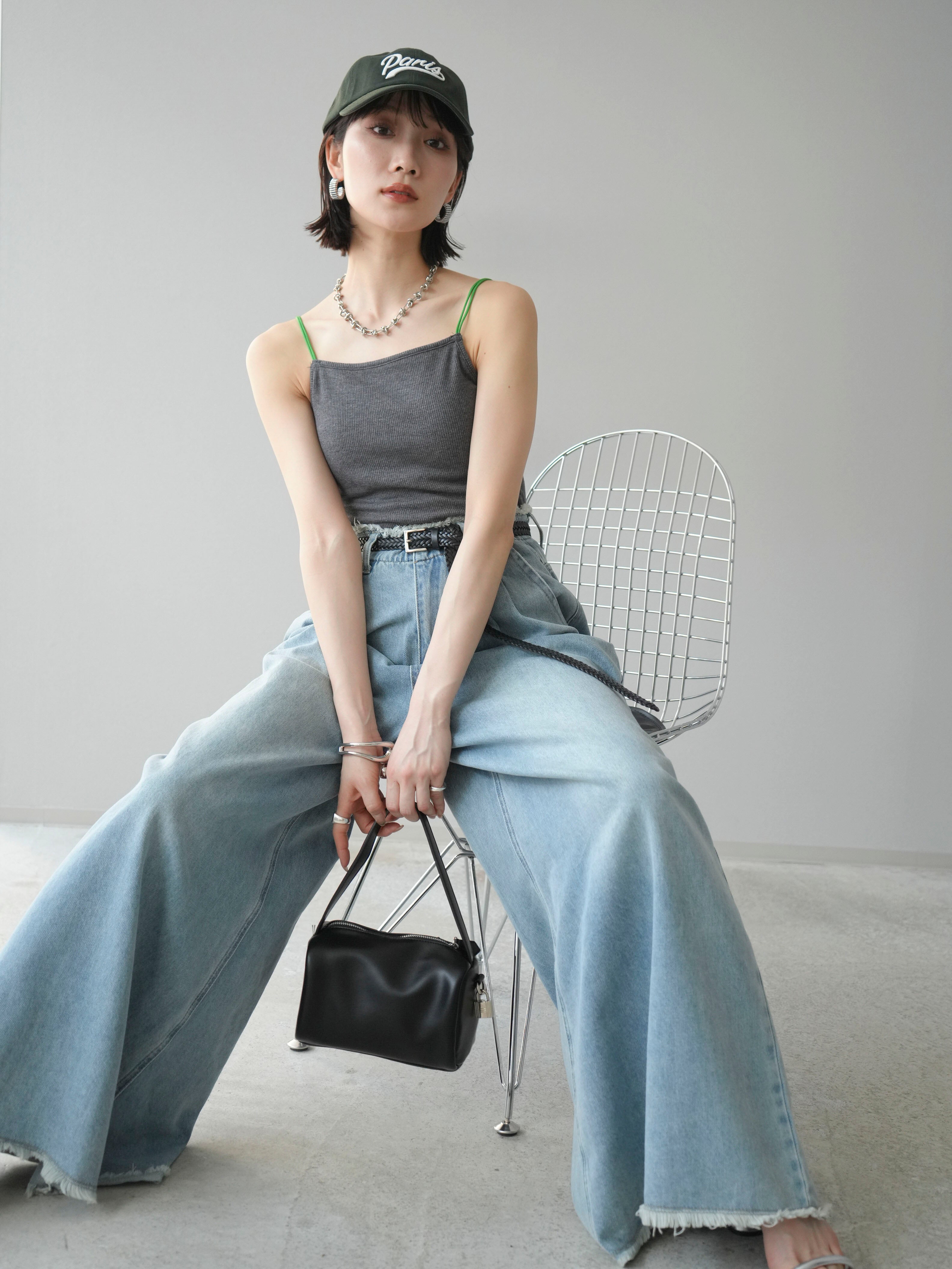 予約]バイカラーストラップカップ付キャミソール/グレー – Lumier