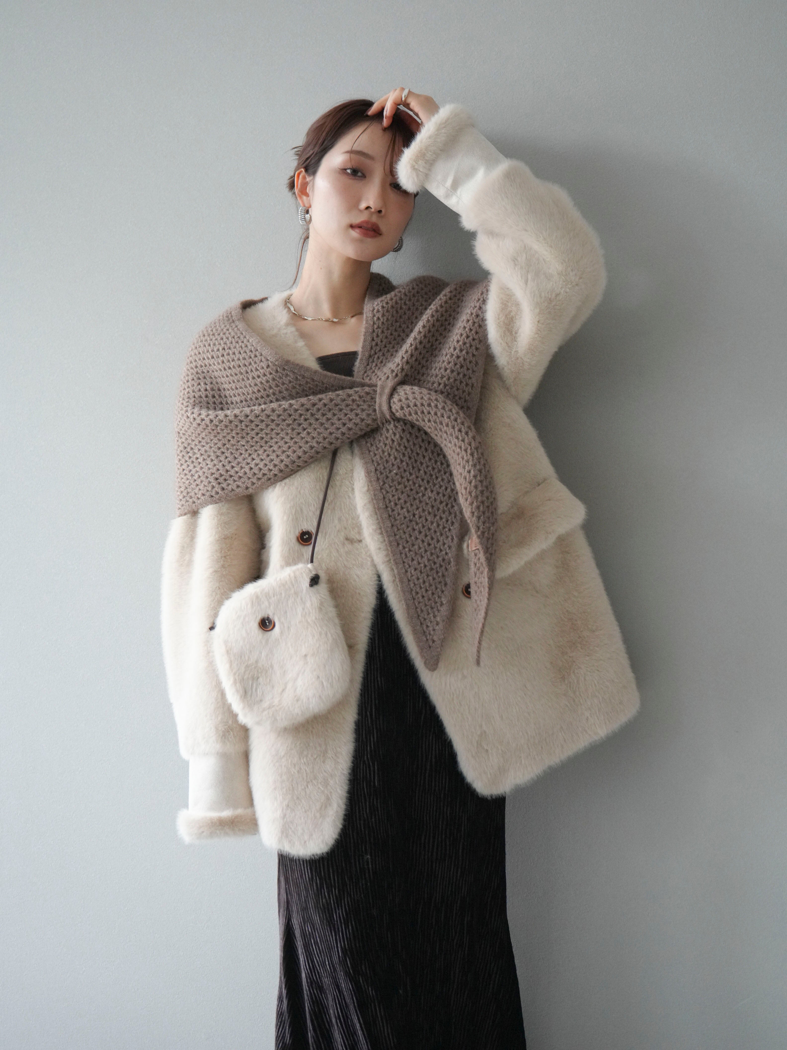 SET]バッグ付エコファーノーカラーコート+選べるアクセセット(2set