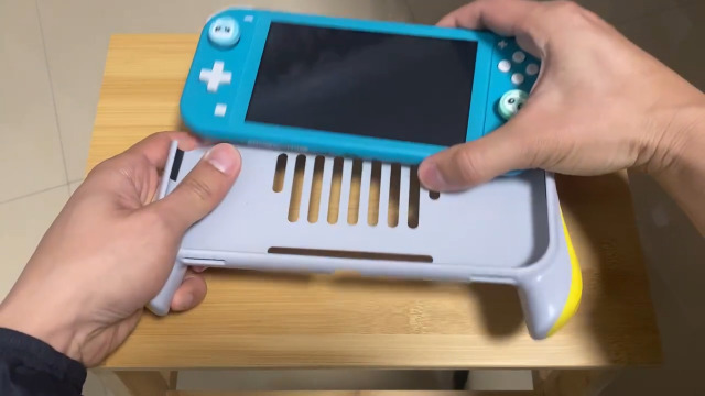 Amazon.co.jp: Juspro グリップ Nintendo Switch Lite用