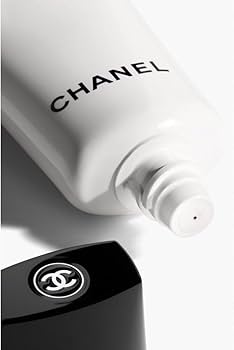 CHANEL CCクリーム 10 BEIGE SPF 50 30ml Amazon.co.jp: CHANEL Chanel