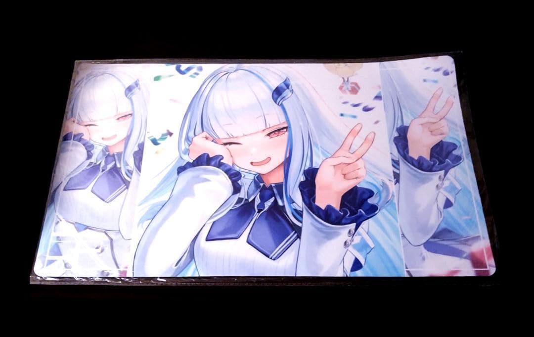 リゼ皇女 プレイマットとスリーブ 各1点 リゼ皇女 プレイマットと