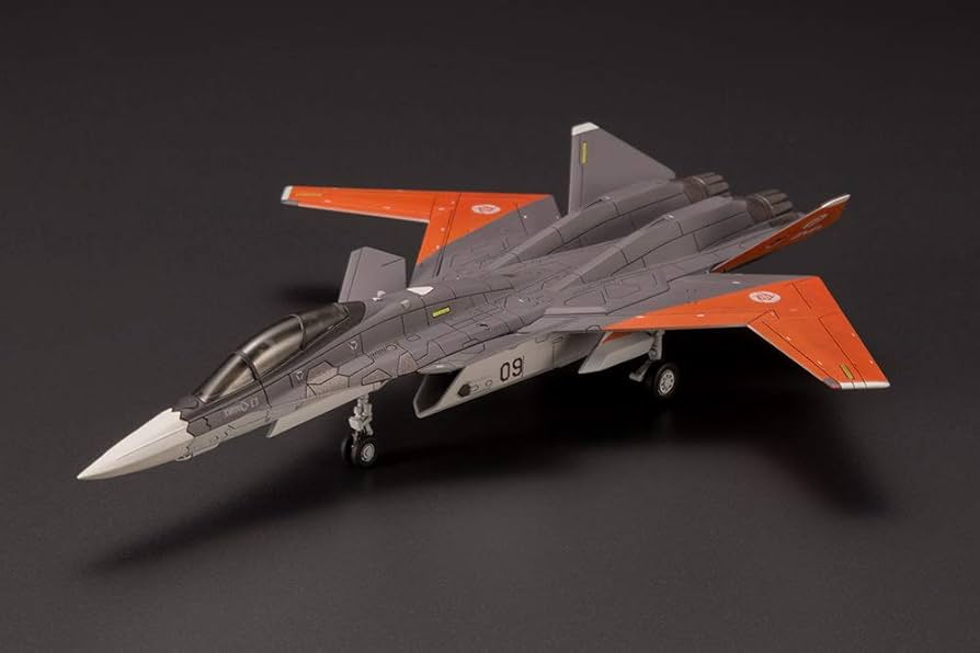 Ace Combat 7: Skies Unknown: X-02S 1: 144 Scale Plastic Model Kit