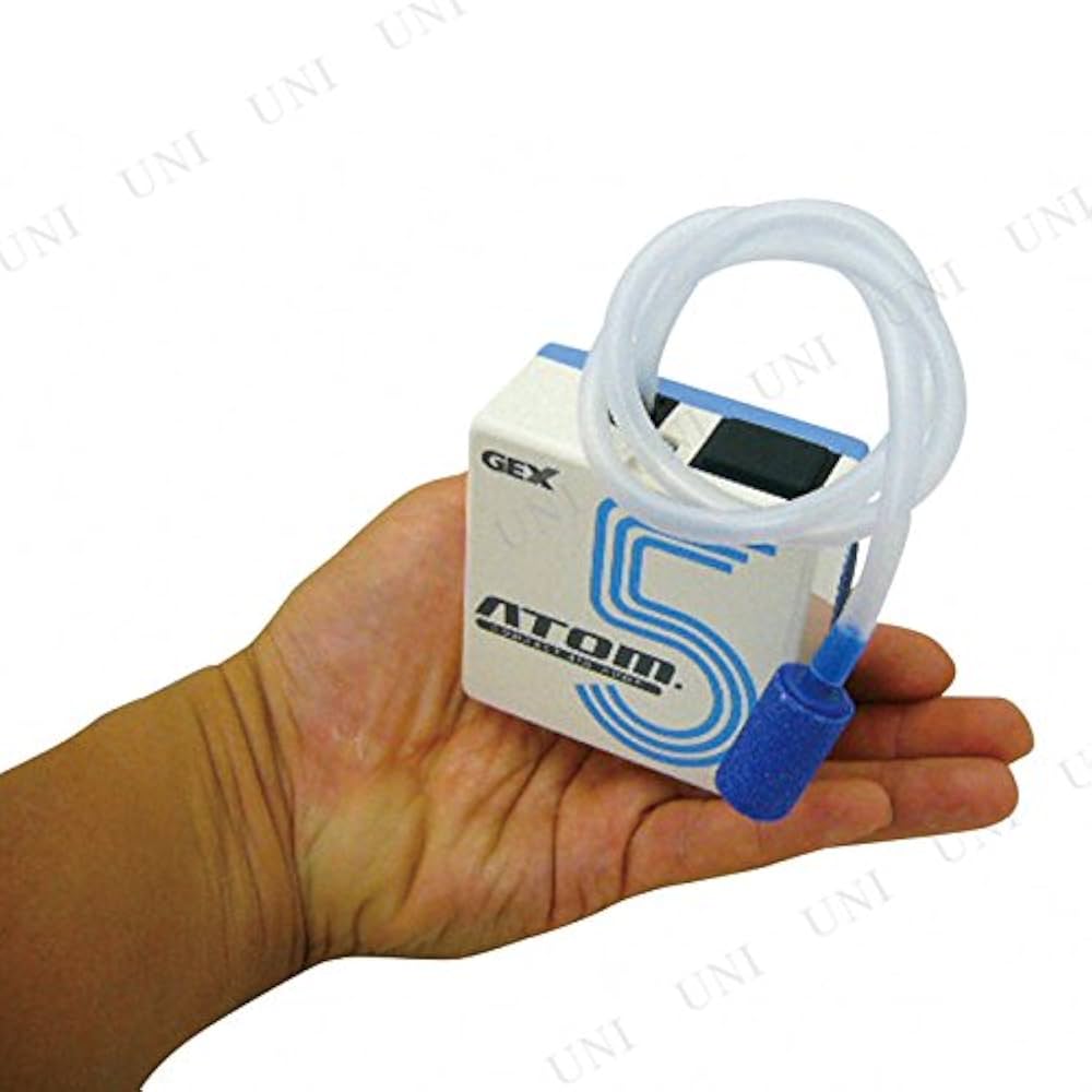 Amazon.co.jp: GEX 携帯用乾電池式 エアーポンプ アトム5 : ペット用品