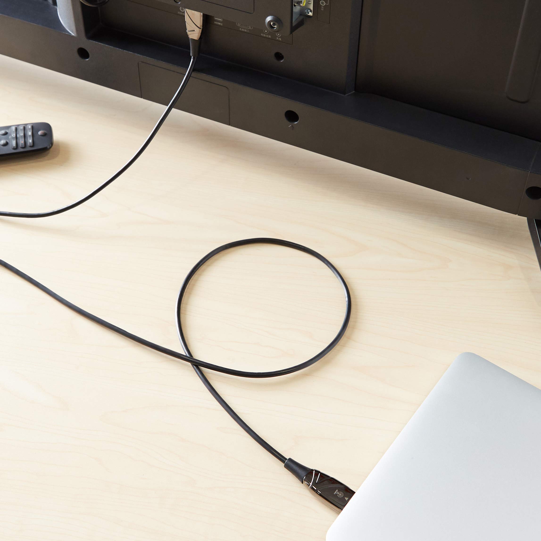 Amazon | Amazonベーシック 光ファイバーケーブル HDMI ハイスピード