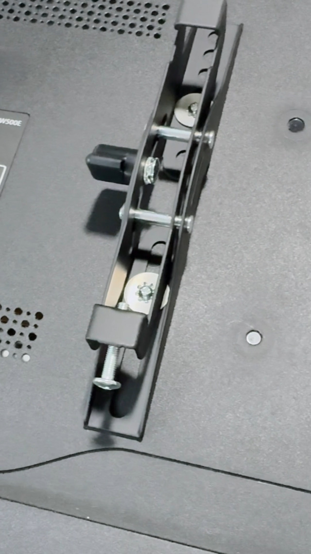 Amazon | テレビ 壁掛け 金具 23～37型 ホッチキス止め TVセッター壁