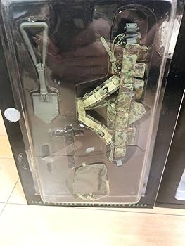 Amazon.co.jp: 日本限定版 陸上自衛隊 32普通科連隊3等陸曹 小川 : 本