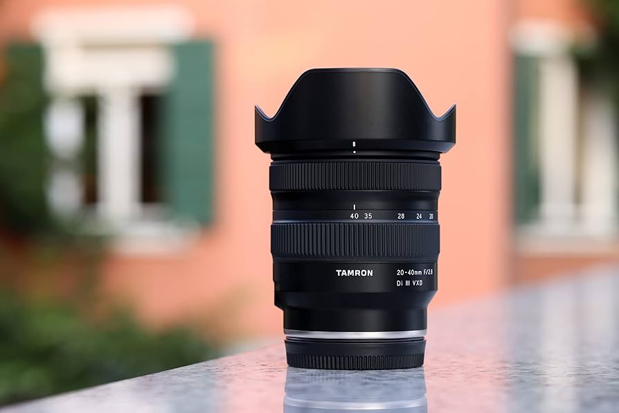 Amazon.com : Tamron 20-40mm f/2.8 Di III VXD Lens for Sony E-Mount