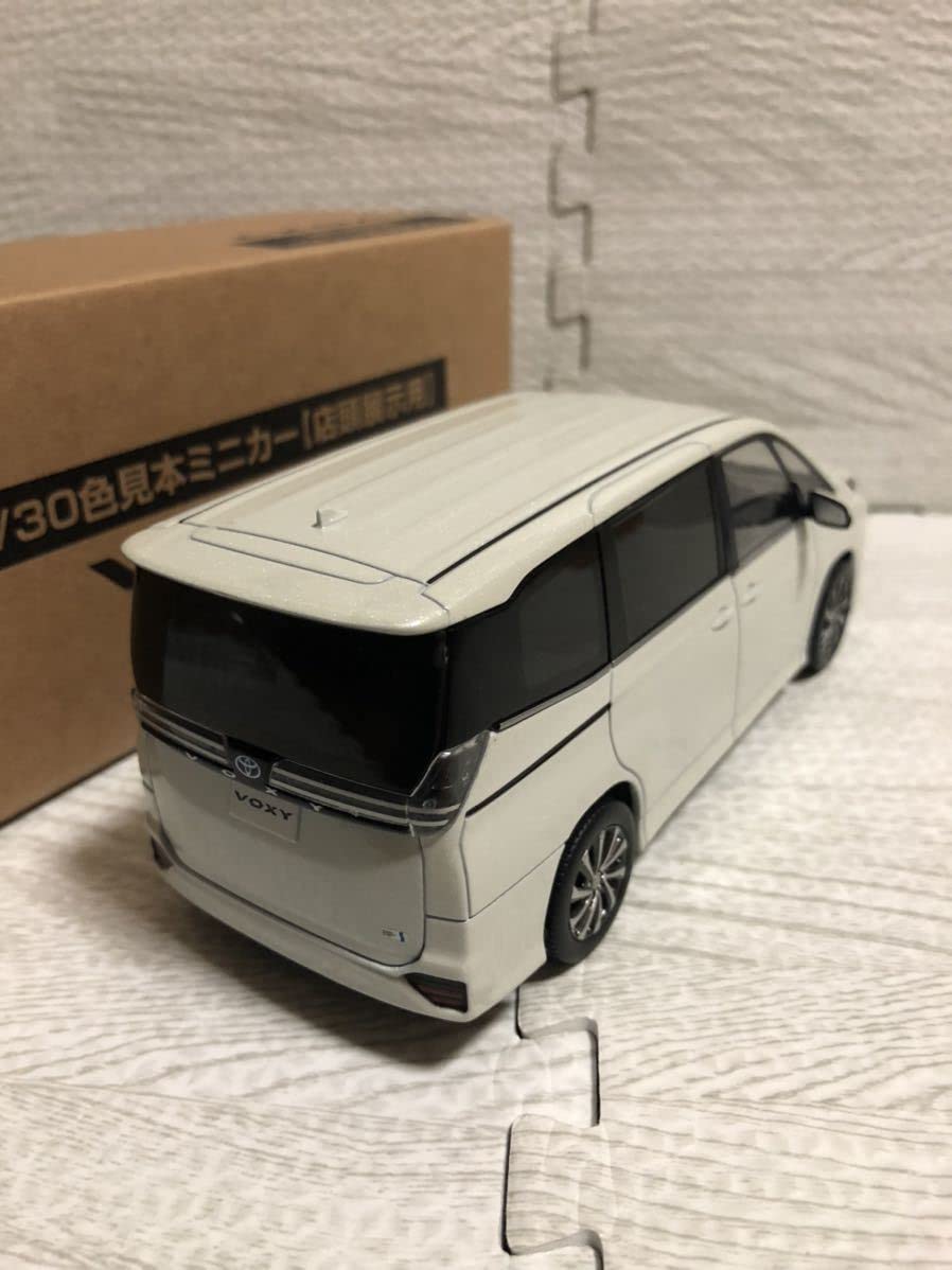 Amazon | 1/30 ミニカー 新型ヴォクシー S-Z VOXY 2022年モデル カラー