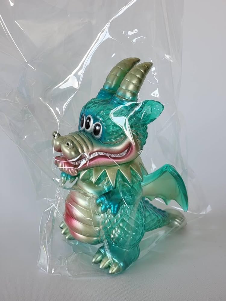 Amazon.co.jp: 三眼龍神 カームドラゴン クリアエメラルド -eyed