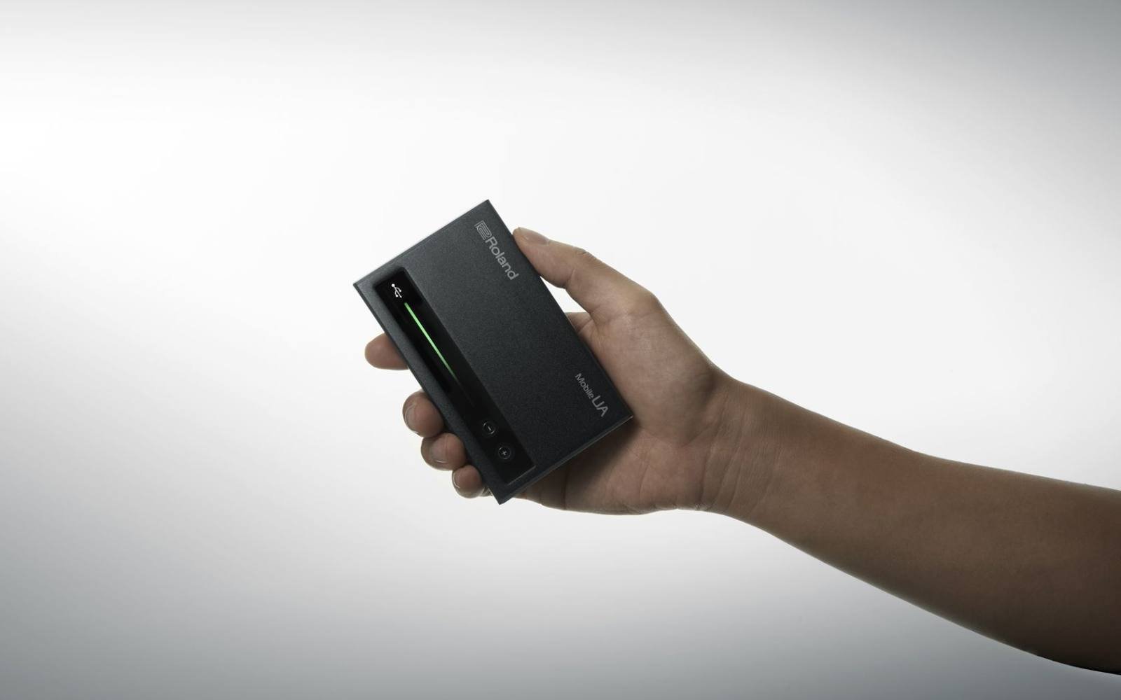 Amazon.co.jp: Roland UA-M10 USB Audio Interface [Mobile UA