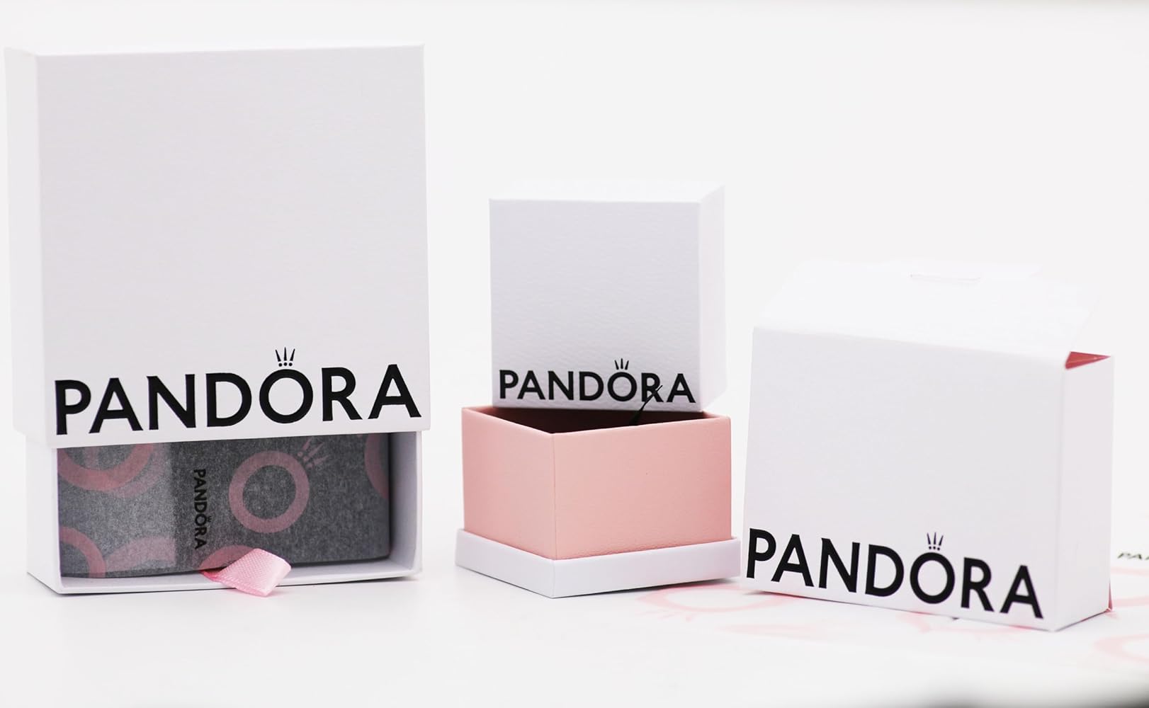Amazon.com: PANDORA Pandora Rose Heart Clasp, Iconic Gift Set