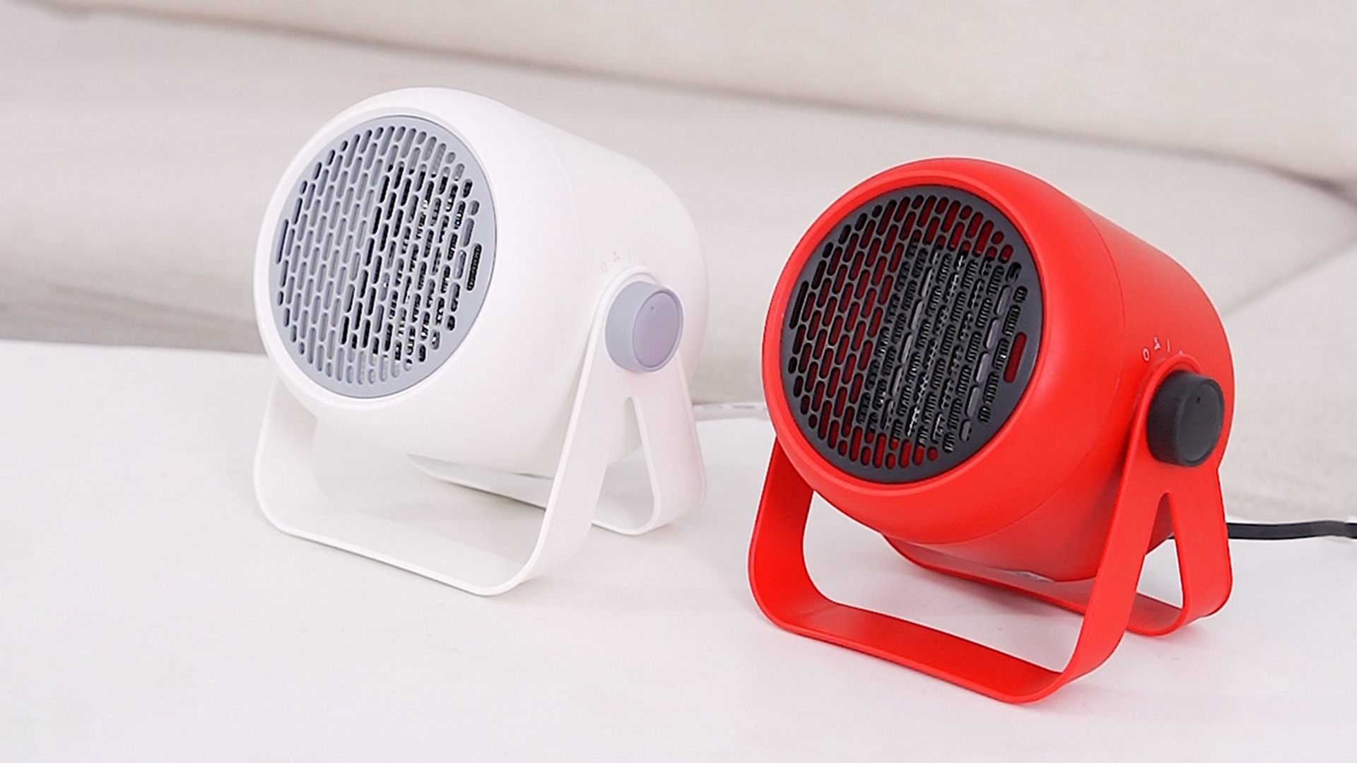 Amazon | Kemolpo ファンヒーター 電気 セラミックヒーター 小型 3秒速