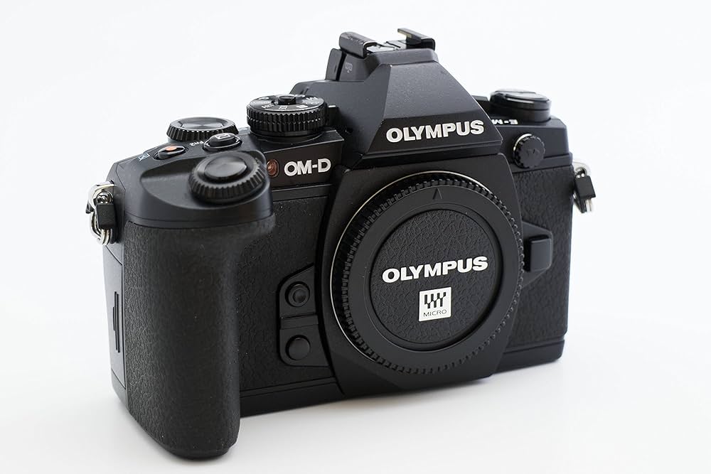 Amazon | OLYMPUS ミラーレス一眼 OM-D E-M1ボディ ブラック 防塵 防滴