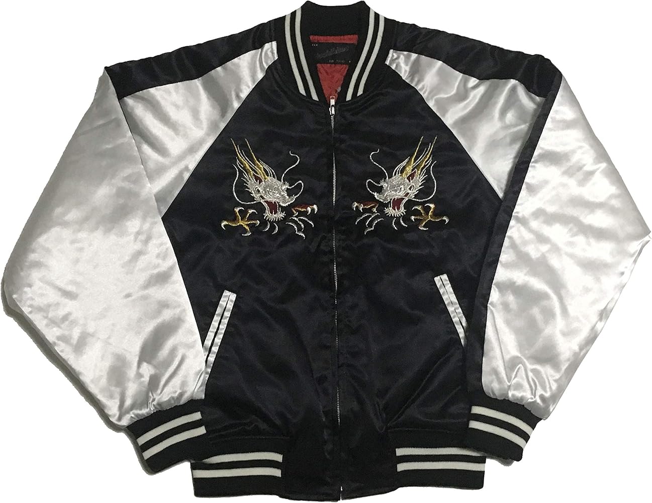 Amazon | [星姫] スカジャン 日本製 鷹 龍 クローズ 24巻に描かれた